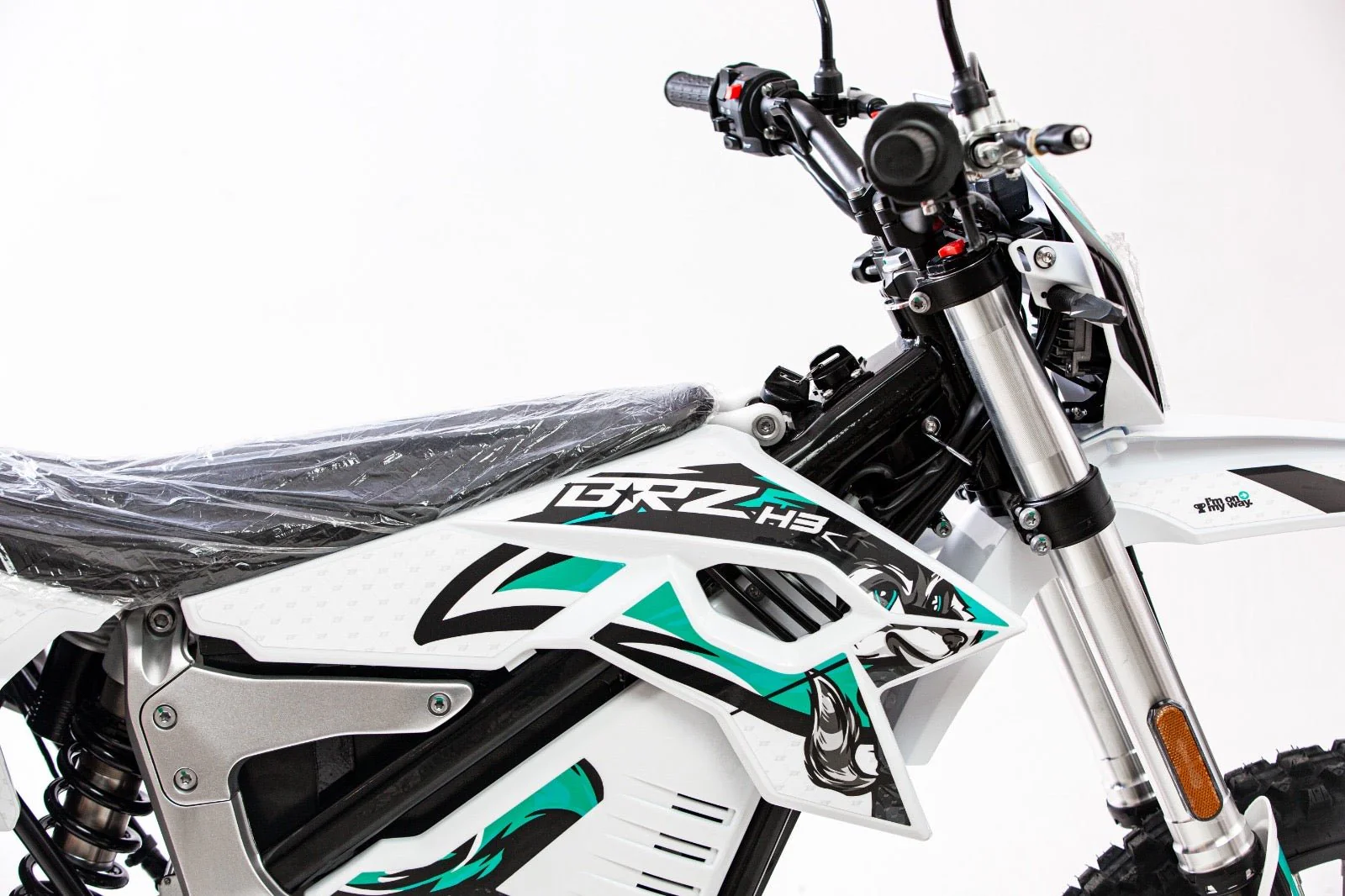BRZ RACOON PRO 84V ROAD LEGAL ELECTRIC DIRT BIKE - Image 9